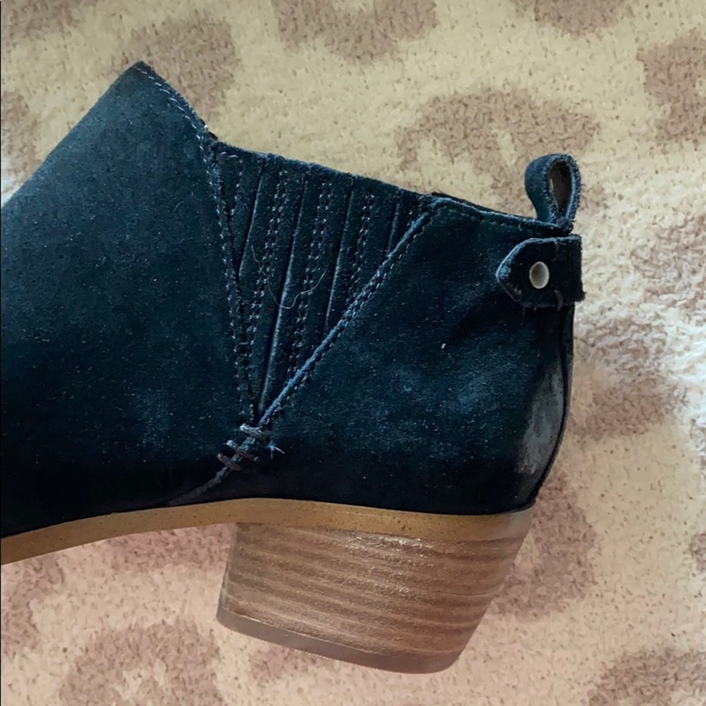 Marc Fisher Black Booties - Picture 5 of 10